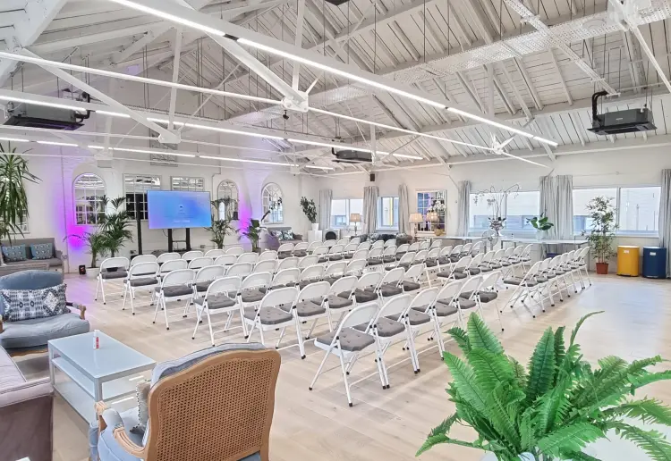 White space in Hoxton