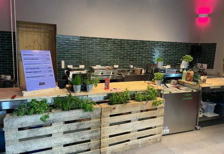 studio32: Beautiful event and cooking studio for workshops, food productions, pop-ups and events.