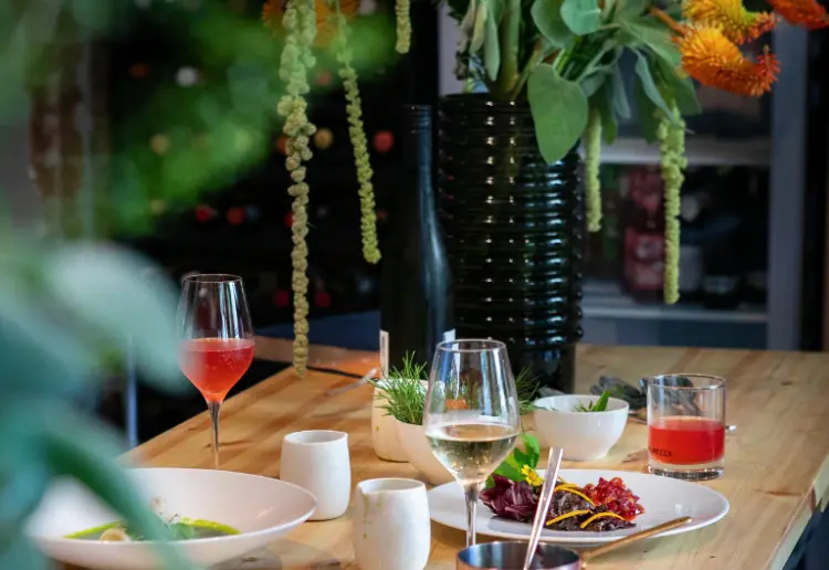 studio32: Beautiful event and cooking studio for workshops, food productions, pop-ups and events.