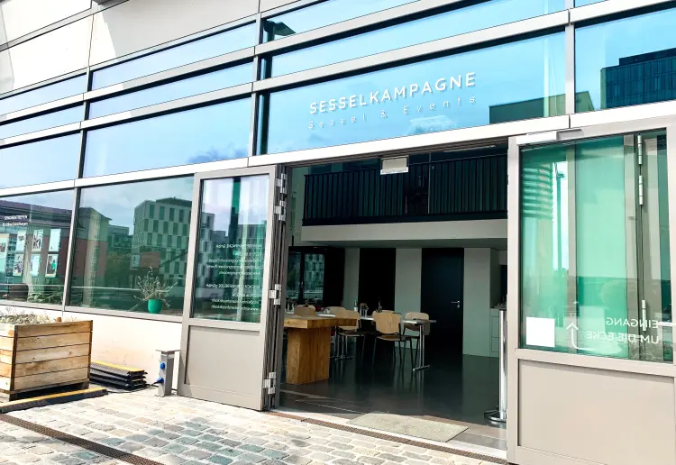 Sessel Hub Rheinauhafen - Location im KRANHAUS Nord