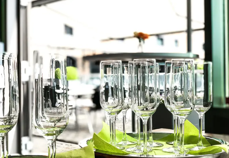 Sessel Hub Rheinauhafen - Location im KRANHAUS Nord