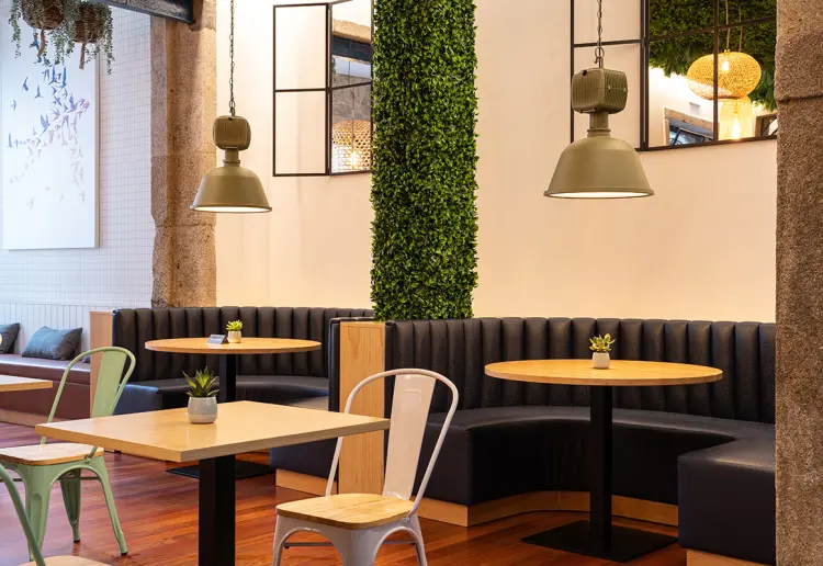 Stylishly decorated architectural gem in the heart of Porto
