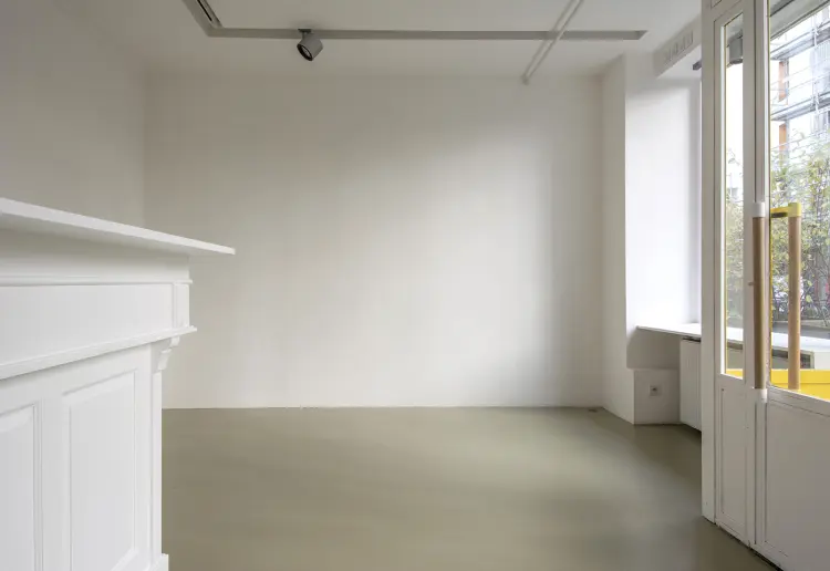 POP-UP ART GALLERY