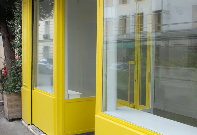 POP-UP ART GALLERY
