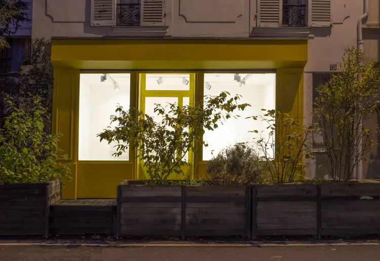 POP-UP ART GALLERY