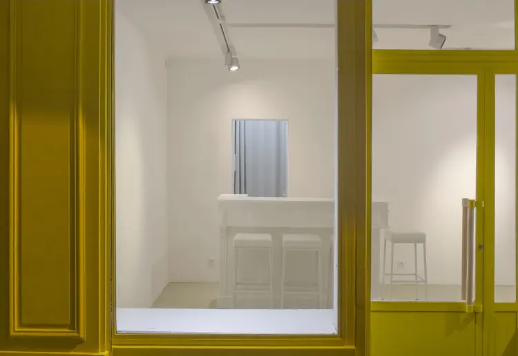 POP-UP ART GALLERY