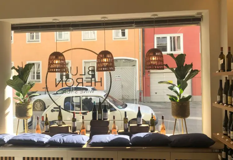 Cosy Wine Shop
