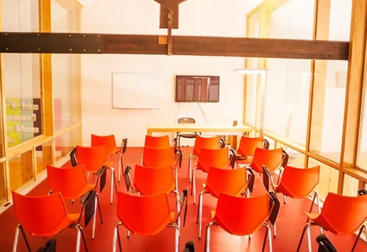 Sala de formación  Coworking Poble Sec