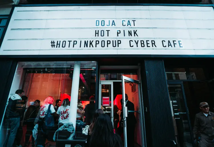 TriBeCa SoHo Multimedia Retail Pop-Up