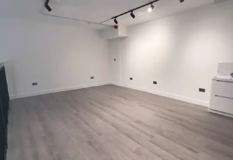 Pop Up Unit in City Centre Birmingham
