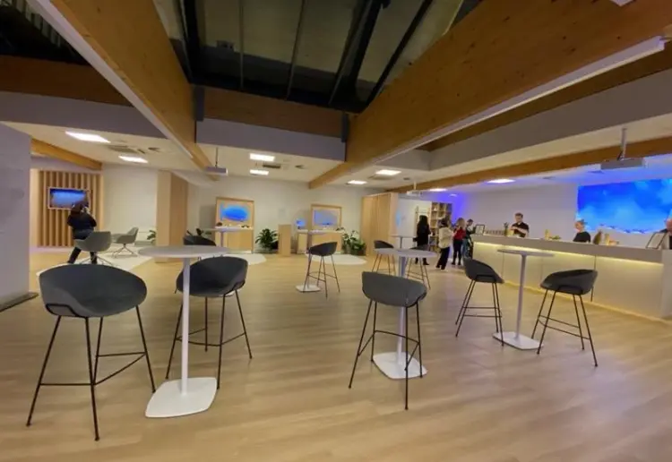 Newly renovated venue is at the doorstep of the EU Institutions. It has a multipurpose conference hall of 233 m²