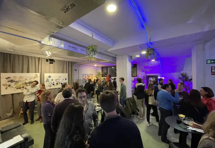Espacio multiusos, luminoso e industrial