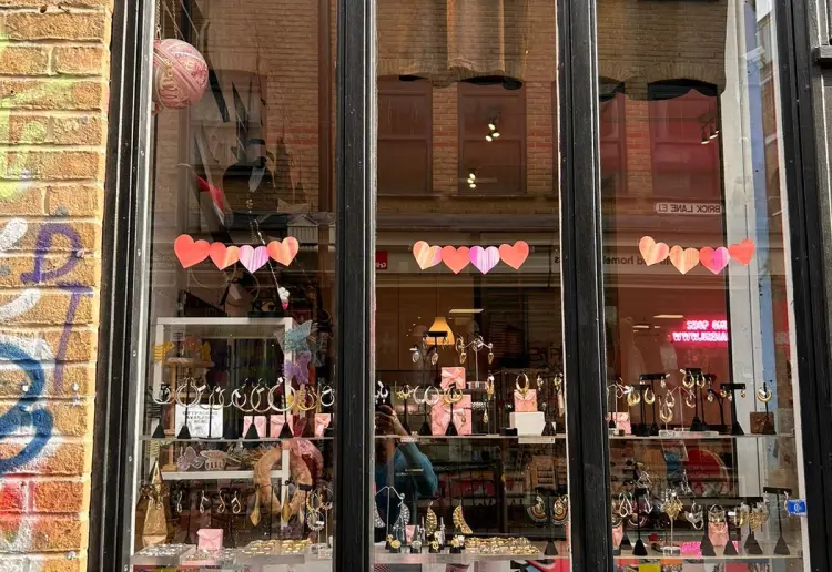Window Shelf- Prime Spot- Brick Lane London
