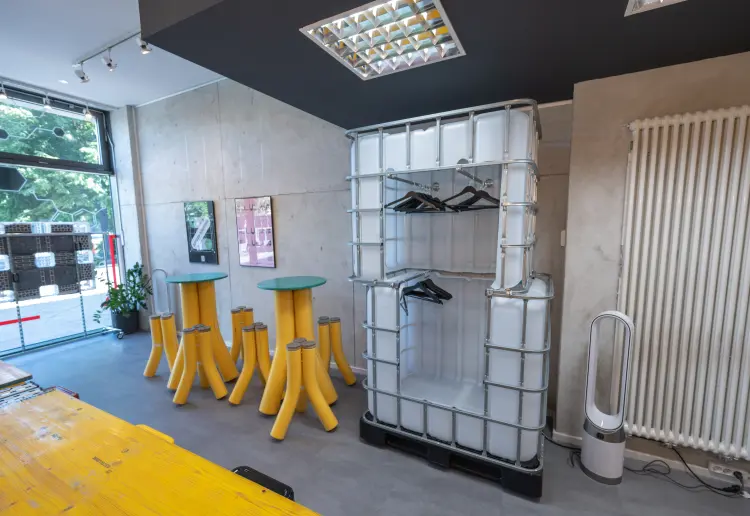 Innovativer Event- und Workshopraum im Industrie-Stil