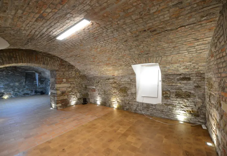Special event location including built-out cellar for rent in 1030 Vienna