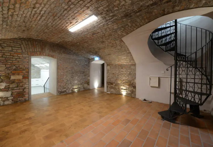 Special event location including built-out cellar for rent in 1030 Vienna