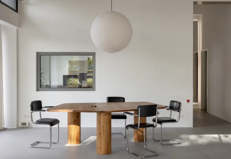 Airy, bright, open-floor space in Kreuzberg (DE & EN)