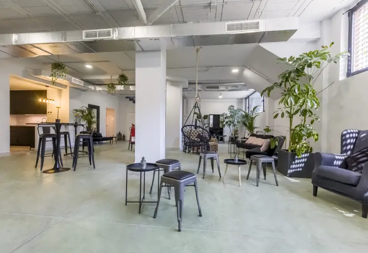MadBunker es un espacio versátil que se adapta a cualquier visión creativa