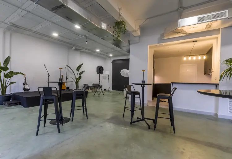 MadBunker es un espacio versátil que se adapta a cualquier visión creativa