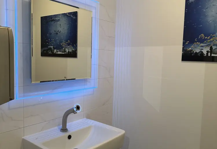 Helle und ruhige Räumlichkeiten mit schönem Ausblick ab 185 € pro Tag!