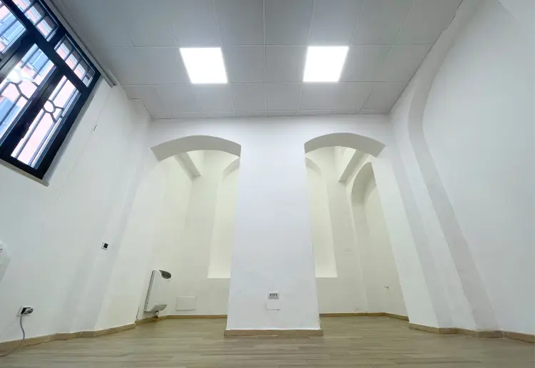 Novi Showroom