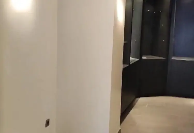 Boutique éphémère avec grande vitrine au sablon au cœur de Bruxelles