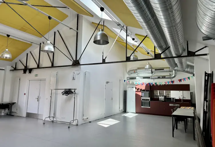Mezzanine de 90m2