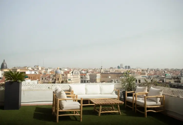 Espacio con vistas en Sol
