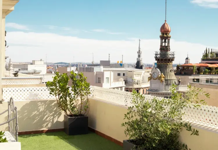 Espacio con vistas en Sol