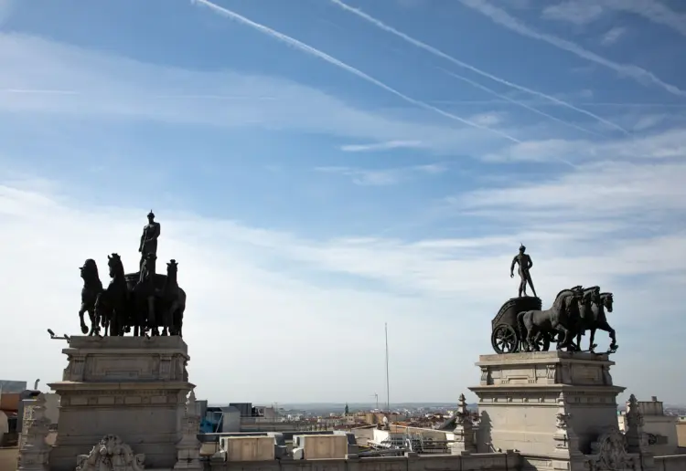 Espacio con vistas en Sol