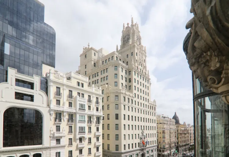 Reuniones en Gran Vía
