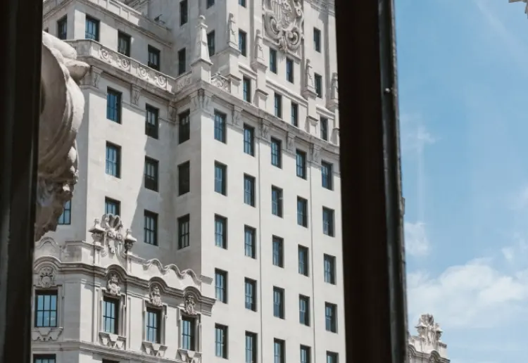 Reuniones en Gran Vía