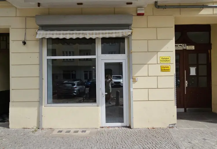 Pop up Store / Gallery / Showroom / Eventlocation
