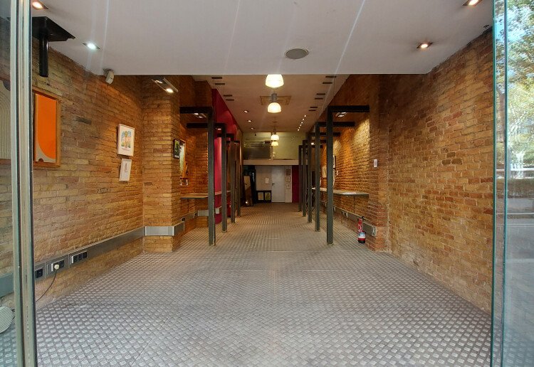 Barcelona Gran Vía, Espacio Multifuncional. Tienda, Galería, Taller, Pop Up Store. Con Cocina.