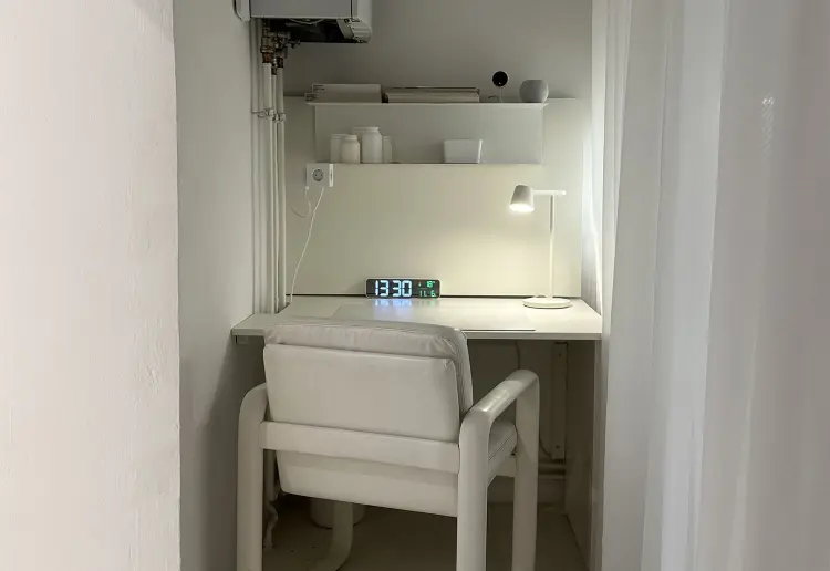 Gallery Store White Space