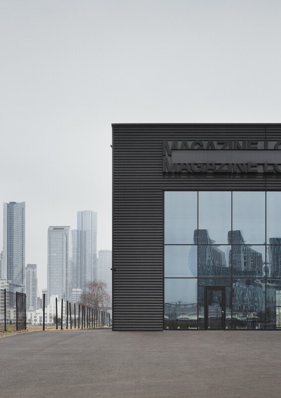 Striking Blank Canvas for Culture and Commerce