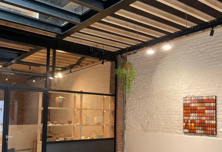Bright, industrial-style gallery in Brussels