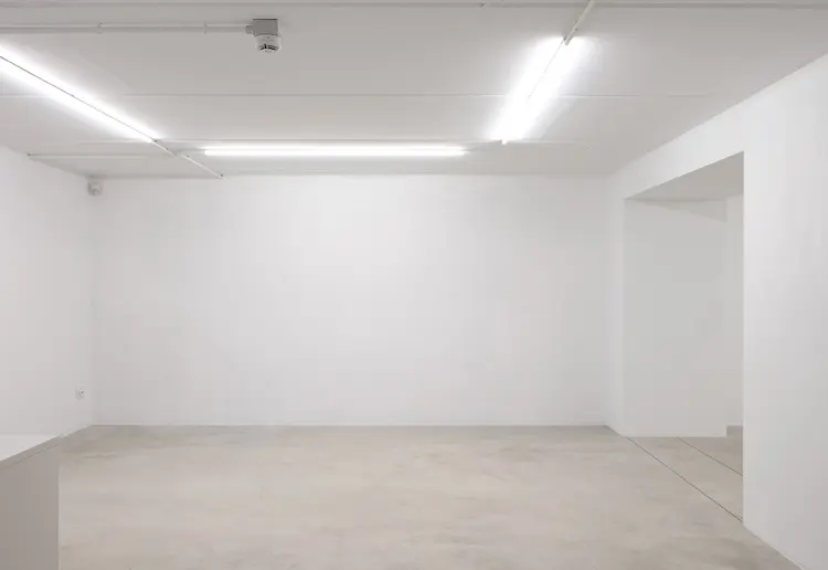 withe cube style exhibition space