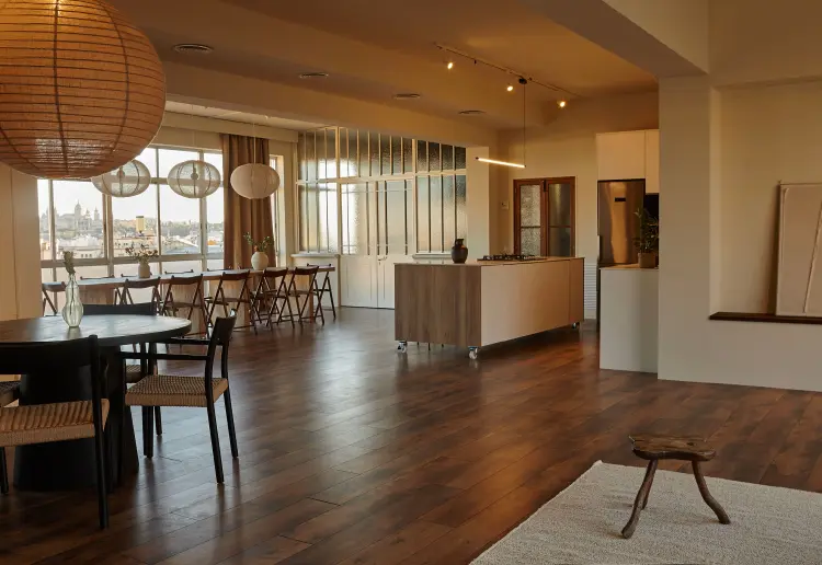Penthouse with terrace in the center of Barcelona