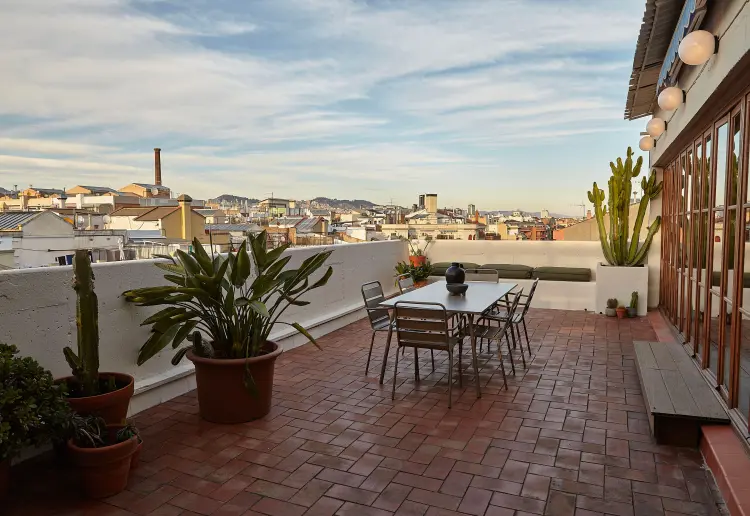 Penthouse with terrace in the center of Barcelona