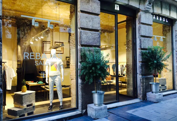 Tienda con encanto para pop up en el centro de Madrid