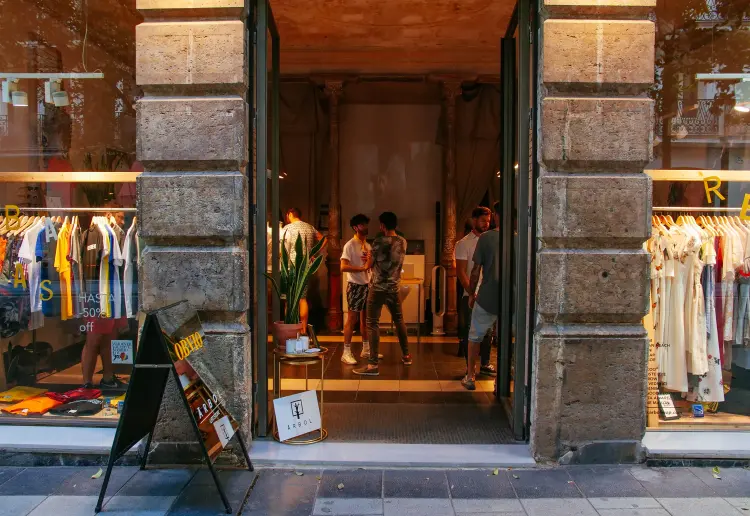 Tienda con encanto para pop up en el centro de Madrid