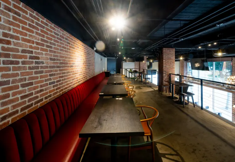 Sophisticated 2nd Generation Restaurant Space in Heart of Downtown LA