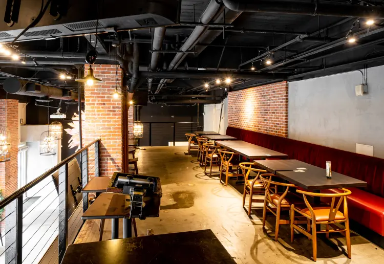 Sophisticated 2nd Generation Restaurant Space in Heart of Downtown LA