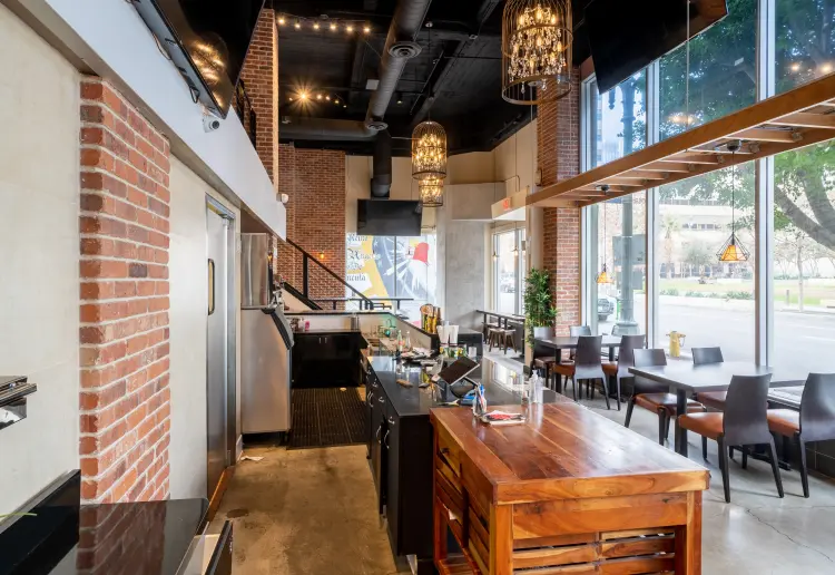 Sophisticated 2nd Generation Restaurant Space in Heart of Downtown LA