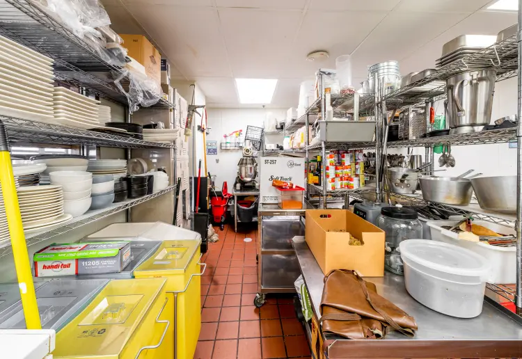 Sophisticated 2nd Generation Restaurant Space in Heart of Downtown LA