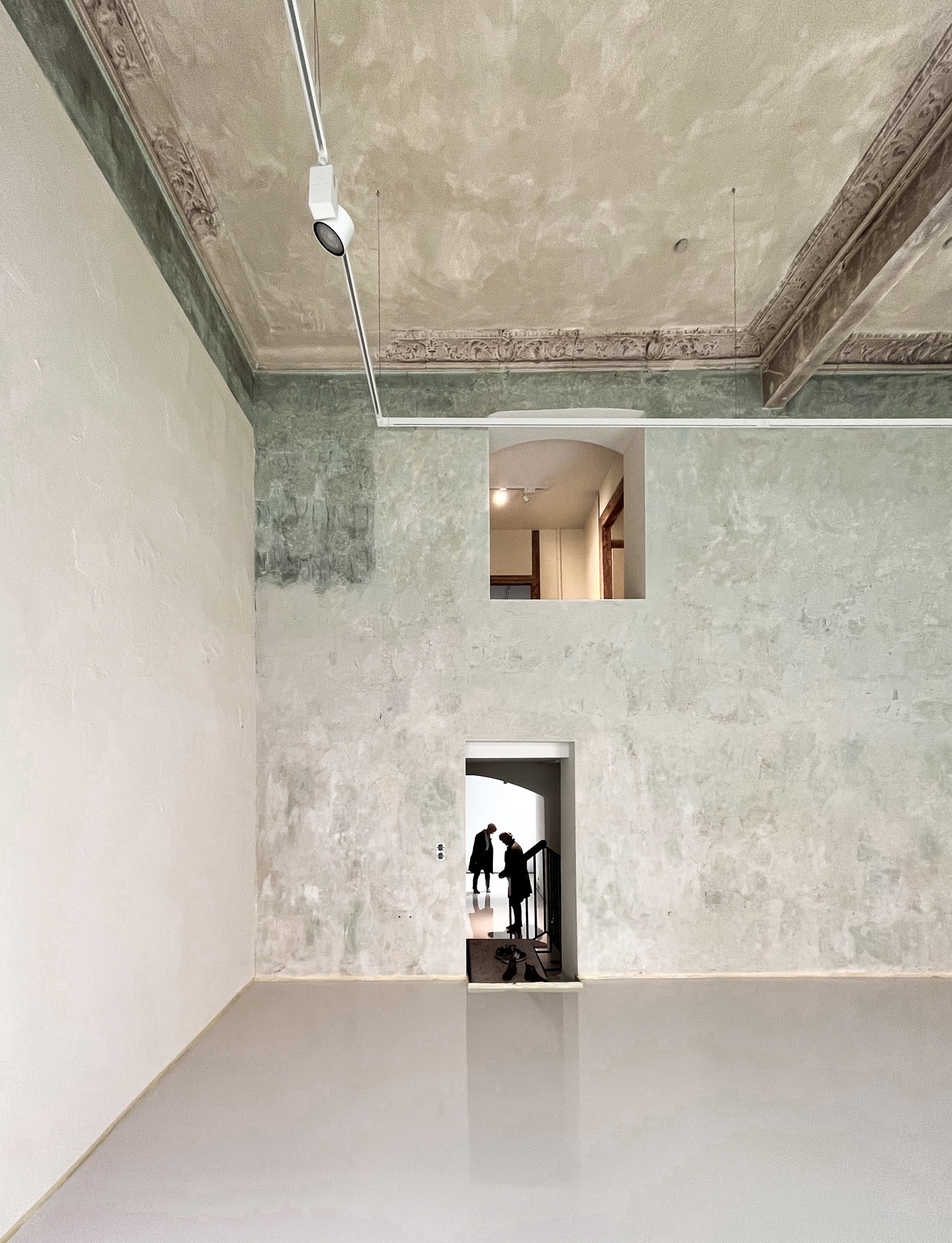 Zimmer48 - Galerie und Showroom Zossener 48