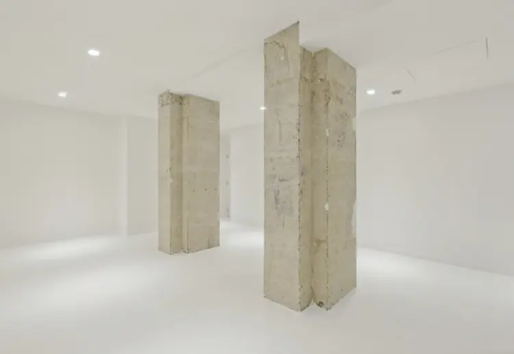 Showroom - Gallery Louvre In the heart of cultural Paris