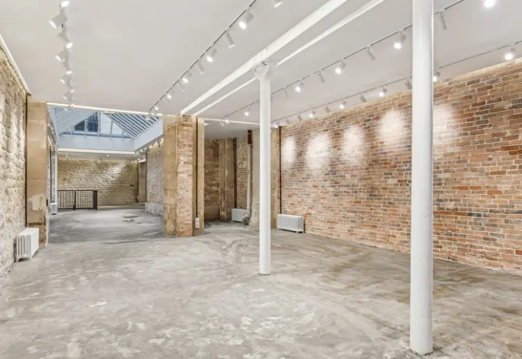 Gallery 23 Sentier An industrial urban decor