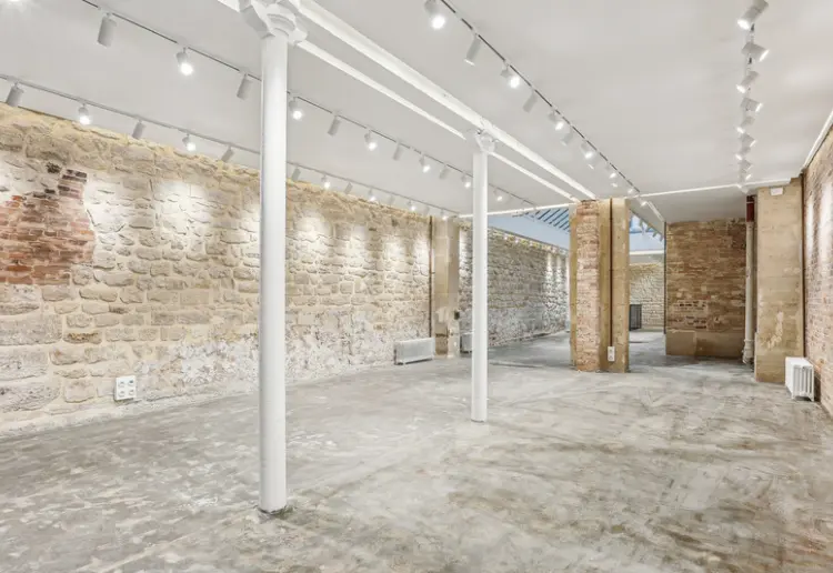 Gallery 23 Sentier An industrial urban decor